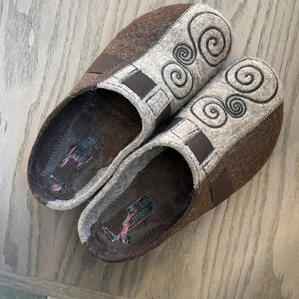 Haflinger • clogs wool felt